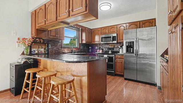 339 S Collins Street, Fowlerville Village, MI 48836