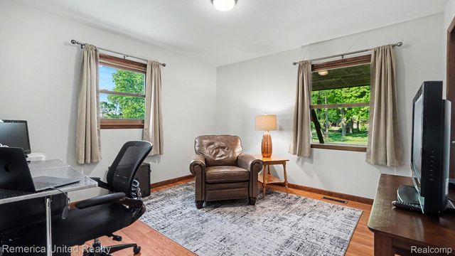 339 S Collins Street, Fowlerville Village, MI 48836