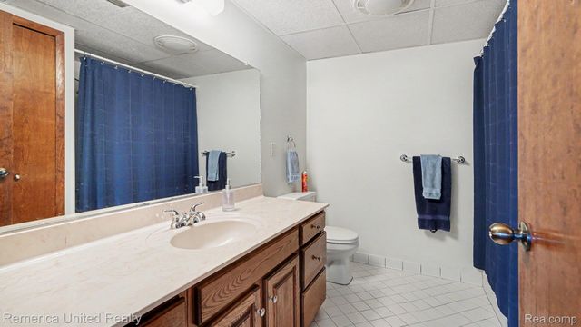 339 S Collins Street, Fowlerville Village, MI 48836