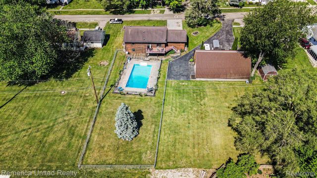 339 S Collins Street, Fowlerville Village, MI 48836