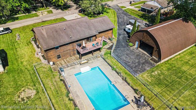 339 S Collins Street, Fowlerville Village, MI 48836