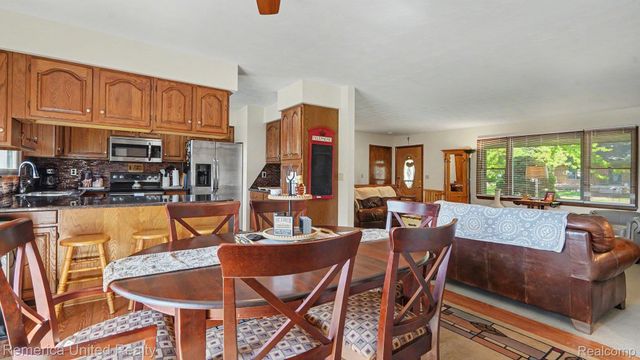339 S Collins Street, Fowlerville Village, MI 48836