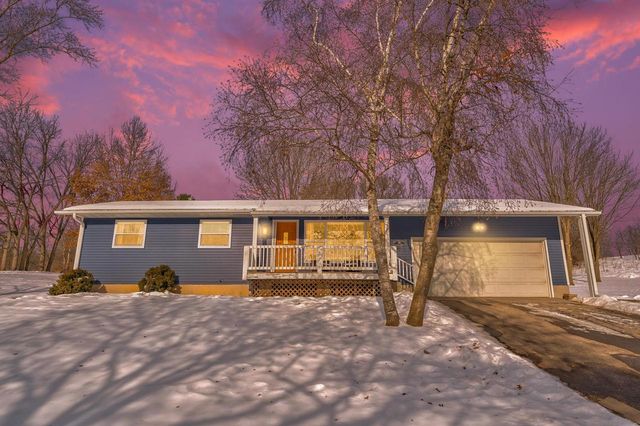 518 2nd Avenue, New Glarus, WI 53574