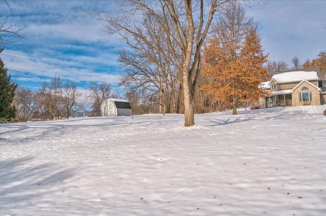 518 2nd Avenue, New Glarus, WI 53574