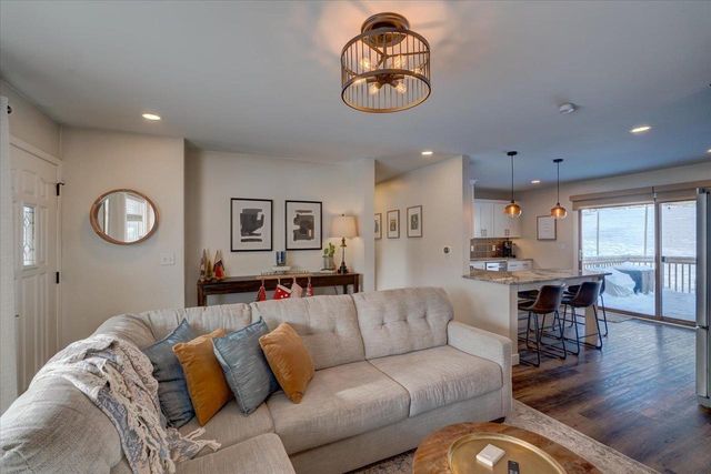 518 2nd Avenue, New Glarus, WI 53574