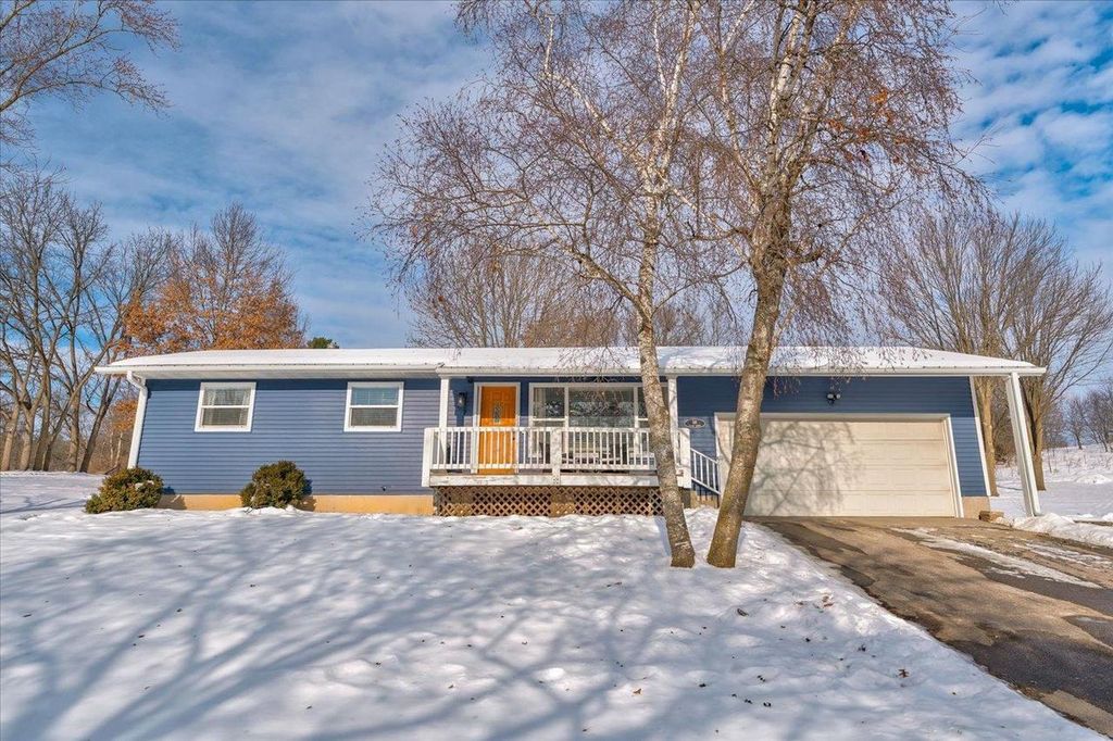 518 2nd Avenue, New Glarus, WI 53574