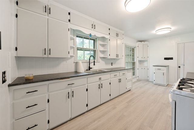 3539 Kingsbury Avenue, Richland Hills, TX 76118