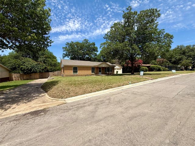 3539 Kingsbury Avenue, Richland Hills, TX 76118