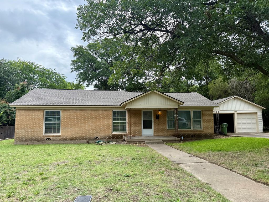 3539 Kingsbury Avenue, Richland Hills, TX 76118
