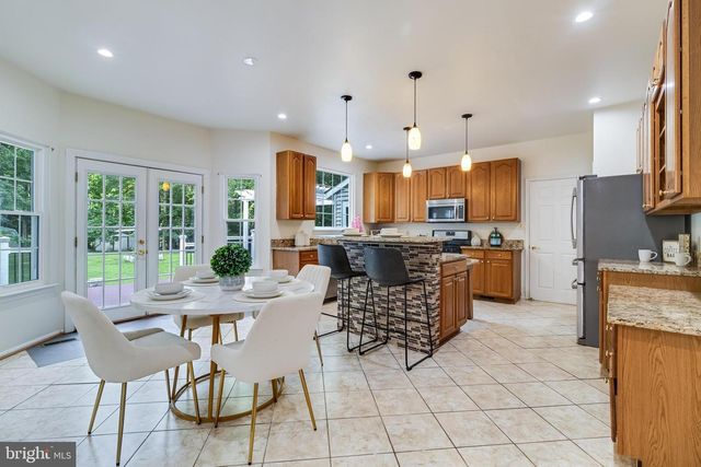 8845 LOCUST GROVE DR, Port Tobacco, MD 20677