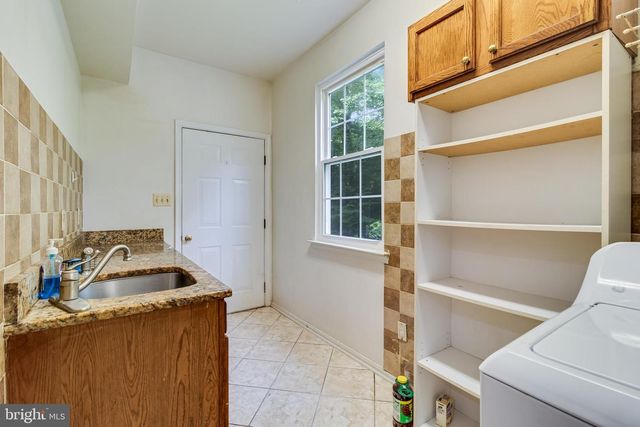8845 LOCUST GROVE DR, Port Tobacco, MD 20677