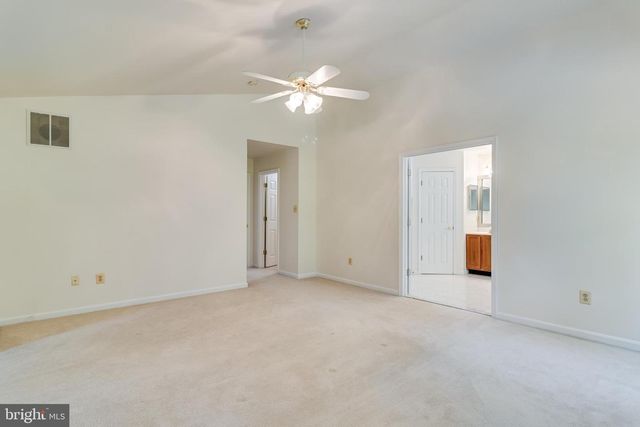 8845 LOCUST GROVE DR, Port Tobacco, MD 20677