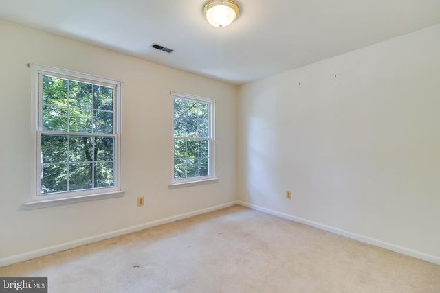 8845 LOCUST GROVE DR, Port Tobacco, MD 20677