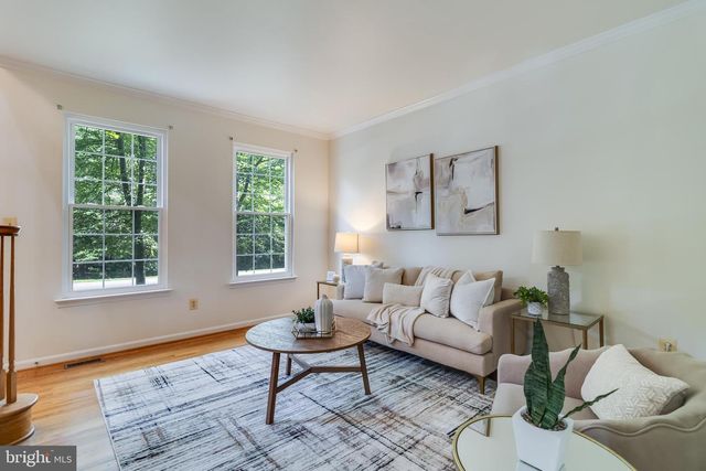 8845 LOCUST GROVE DR, Port Tobacco, MD 20677