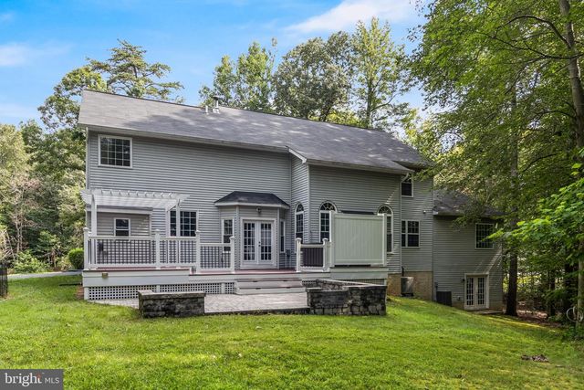 8845 LOCUST GROVE DR, Port Tobacco, MD 20677