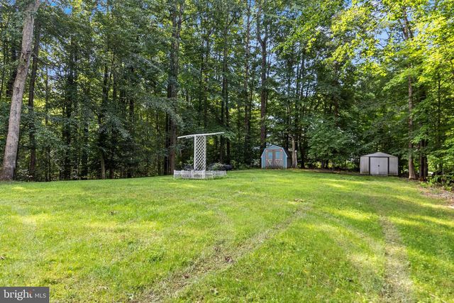 8845 LOCUST GROVE DR, Port Tobacco, MD 20677