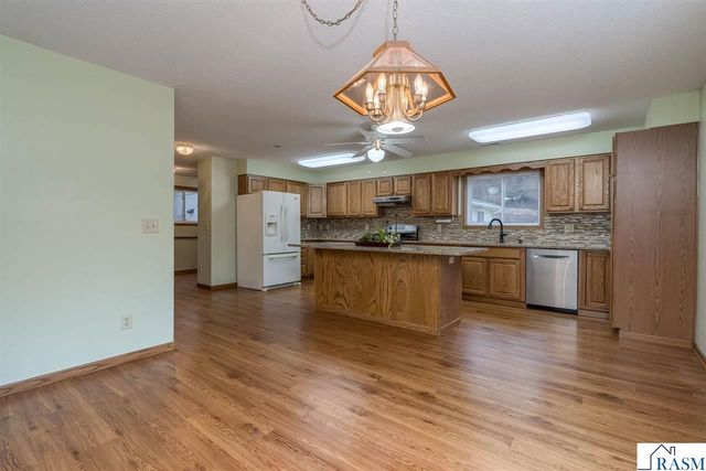 23955 Lime Valley Road, Mankato, MN 56001