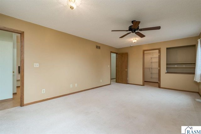 23955 Lime Valley Road, Mankato, MN 56001