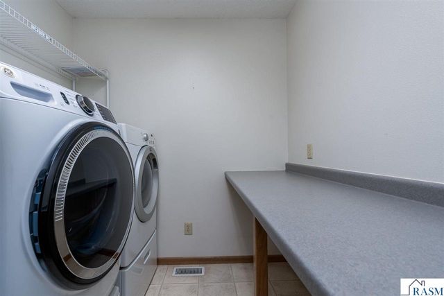 23955 Lime Valley Road, Mankato, MN 56001