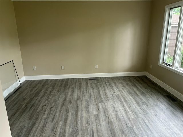 1042 Red Leaf Lane, Ypsilanti, MI 48198