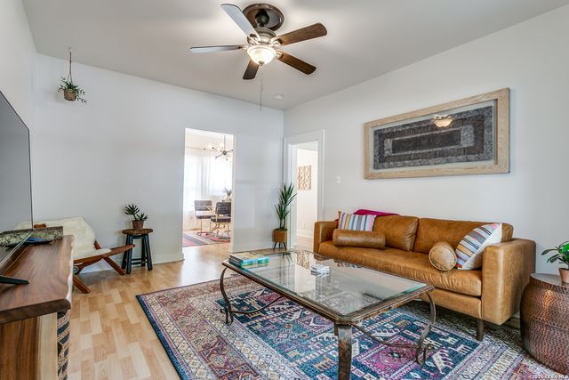 277 Post Ave, San Antonio, TX 78215