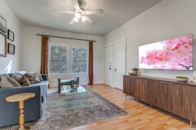 277 Post Ave, San Antonio, TX 78215