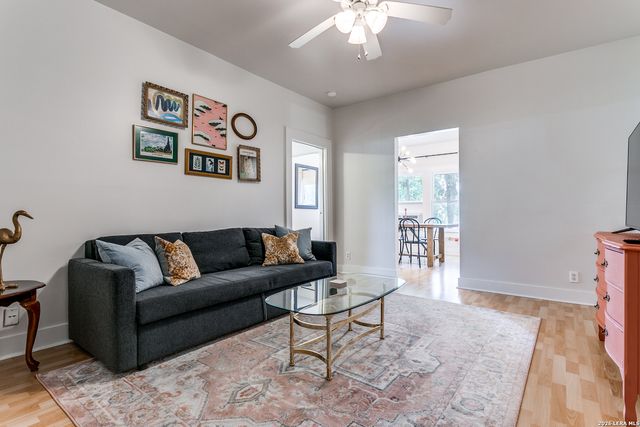 277 Post Ave, San Antonio, TX 78215