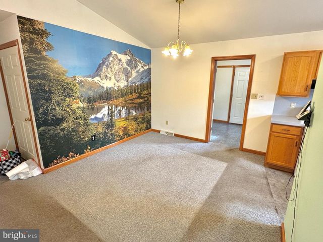 1653 OAK ST, Lebanon, PA 17042