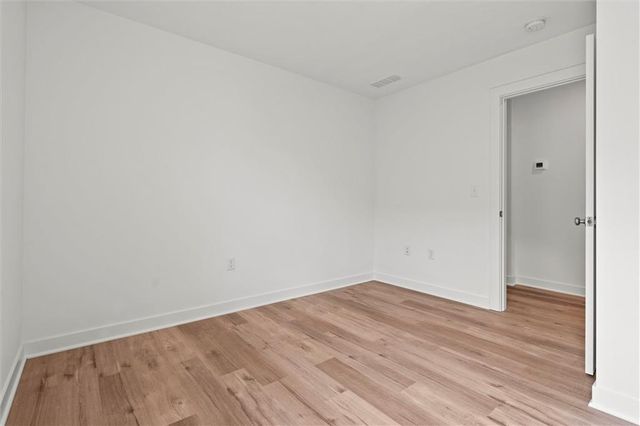 3912 NW 93rd Street, Kansas City, MO 64154