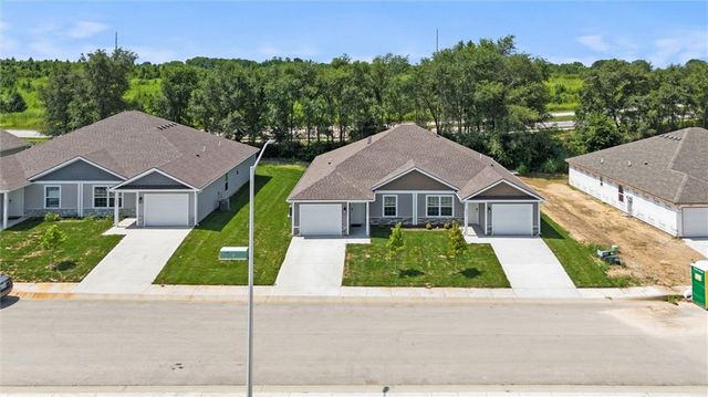 3912 NW 93rd Street, Kansas City, MO 64154