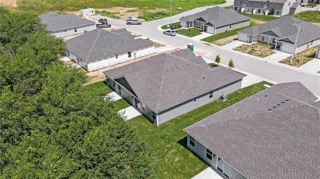 3912 NW 93rd Street, Kansas City, MO 64154