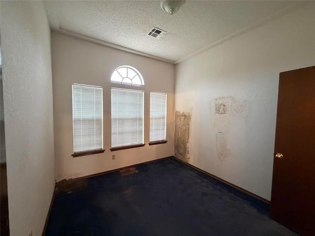 8509 Curtis Terrace, Oklahoma City, OK 73132