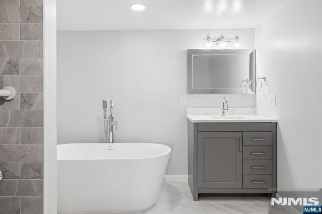183 Greenwood Drive, Old Bridge, NJ 07735