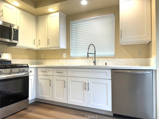11968 Maple Leaf, Fontana, CA 92337
