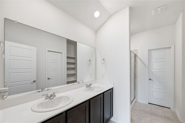 121 Newsom Drive, Royse City, TX 75189