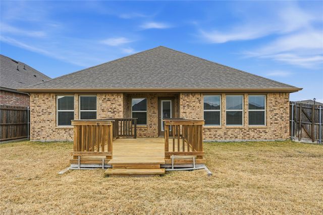 121 Newsom Drive, Royse City, TX 75189