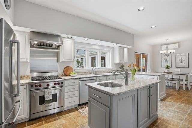 10 Joseph Road, Hopkinton, MA 01748
