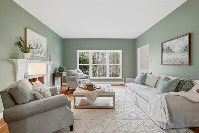 10 Joseph Road, Hopkinton, MA 01748