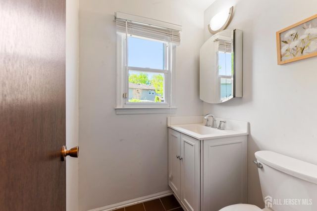 6 Grace Road, East Brunswick, NJ 08816