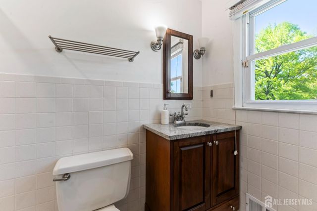 6 Grace Road, East Brunswick, NJ 08816