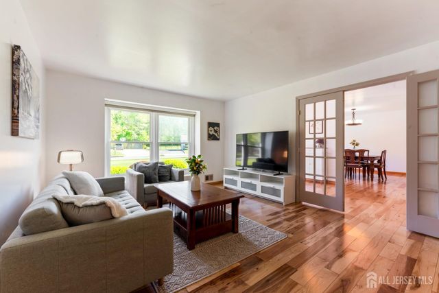 6 Grace Road, East Brunswick, NJ 08816
