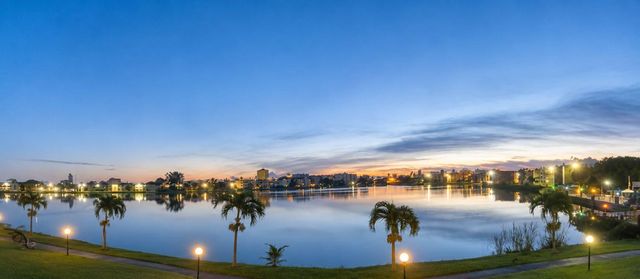 18555 NE 14th Avenue 612, Miami, FL 33179