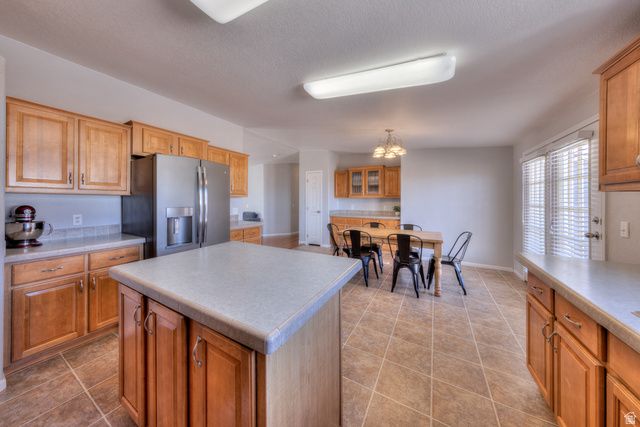 33 E MERRIAM CT, Moab, UT 84532