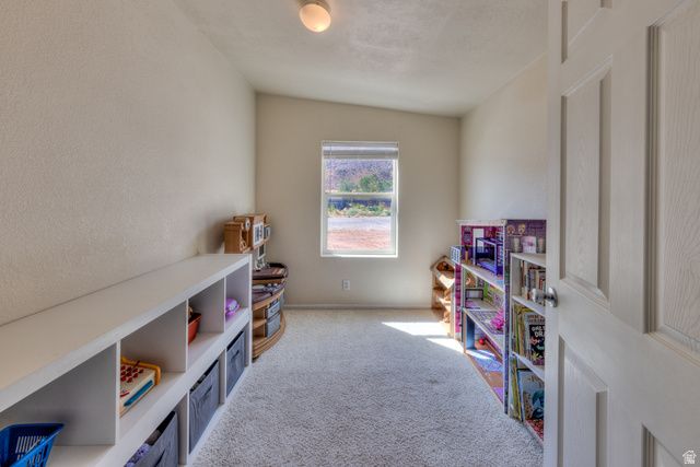 33 E MERRIAM CT, Moab, UT 84532