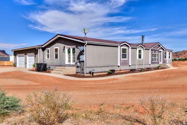 33 E MERRIAM CT, Moab, UT 84532