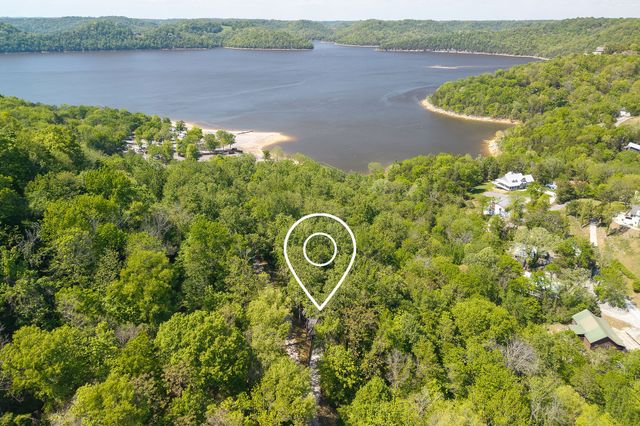 280 Hurricane Hill Rd, Silver Point, TN 38582