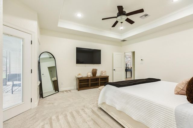 2280 Riveroaks Drive, West Columbia, TX 77486