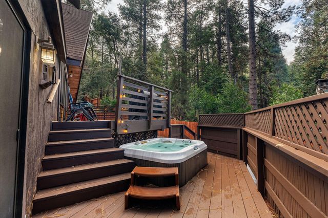 52515 Sunset Drive, Idyllwild, CA 92549