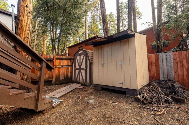 52515 Sunset Drive, Idyllwild, CA 92549