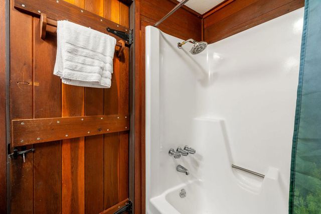 52515 Sunset Drive, Idyllwild, CA 92549